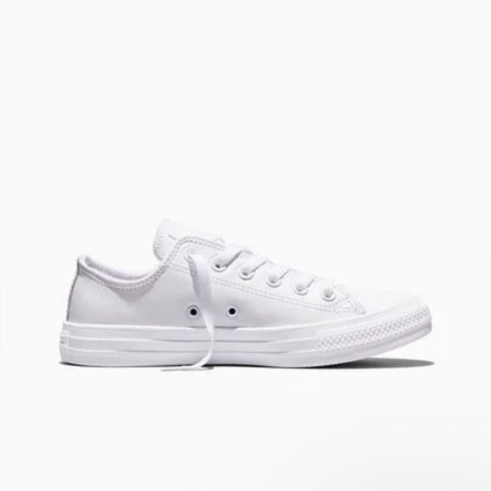Chuck Taylor All Star Leather- White- 6.5 - Picture 3 of 14